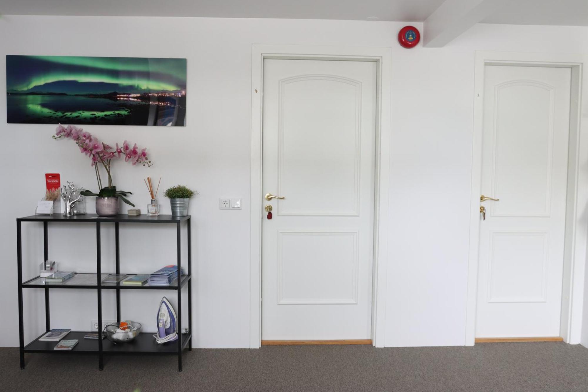 Guesthouse Dyngja Höfn Exteriör bild